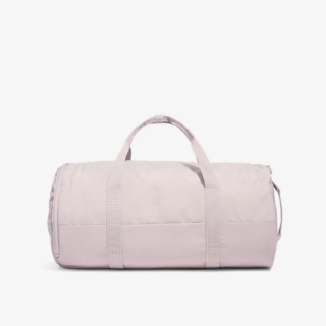 UNDER ARMOUR TRIUMPH BARREL DUFFEL BAG GRAY DAWN WHITE
