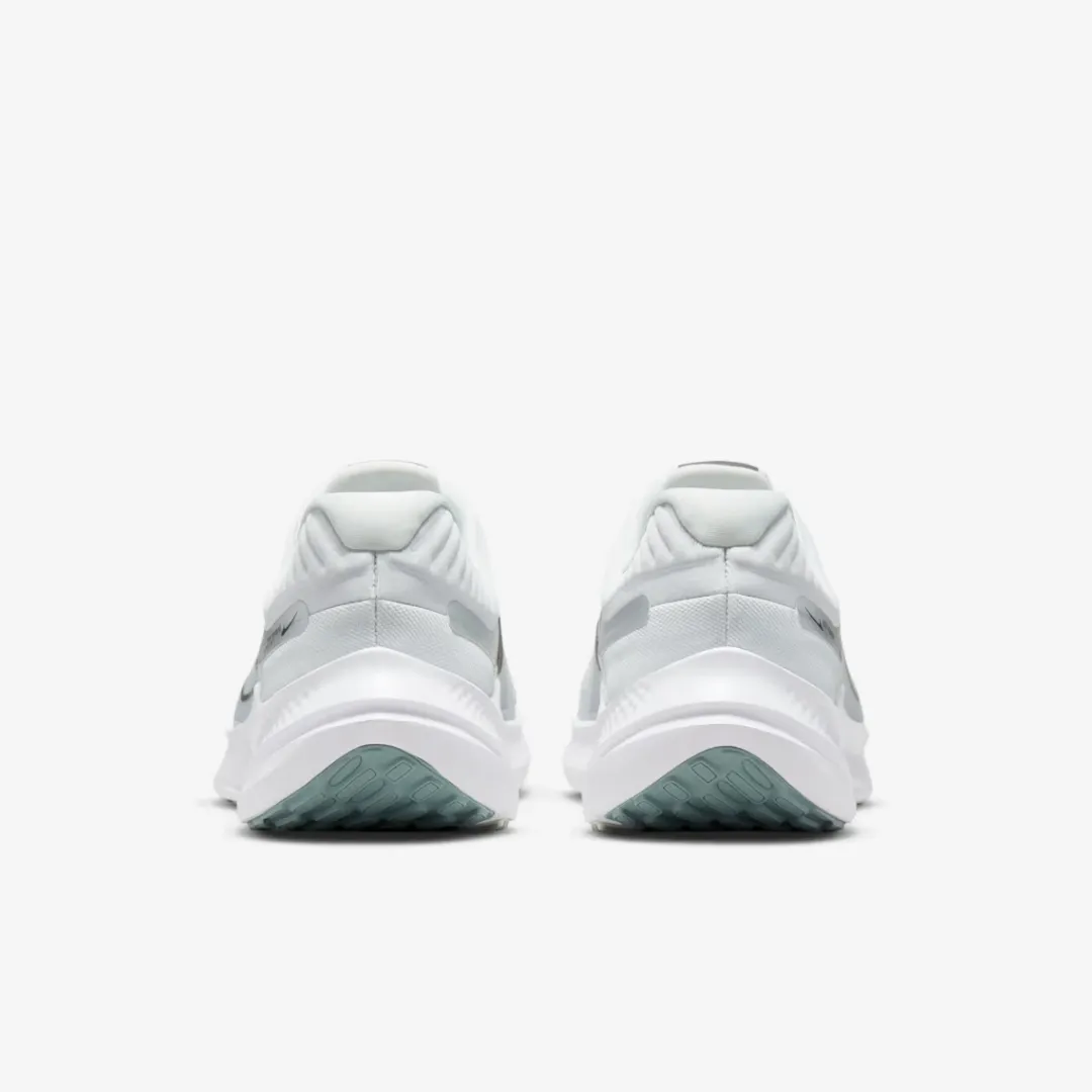 NIKE QUEST 5 PHOTON DUST AVIATOR GREY