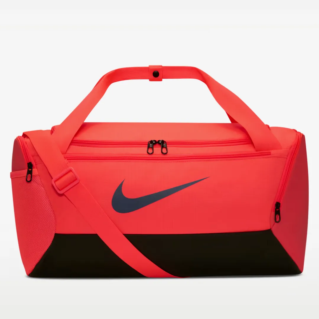 NIKE BRASILIA TRAINING DUFFEL BAG SMALL 41L HOT LAVA
