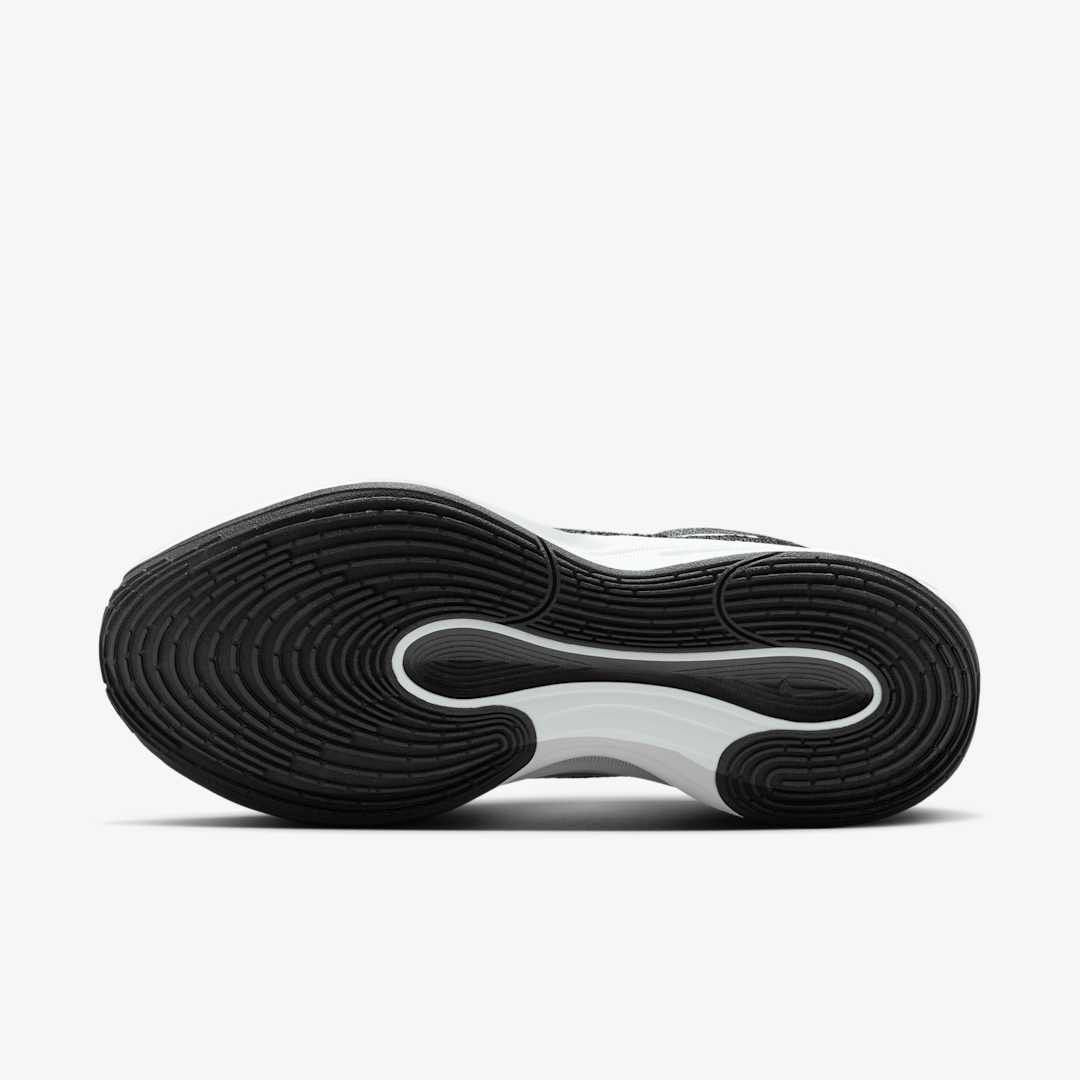 NIKE GT HUSTLE ACADEMY EP BLACK WHITE