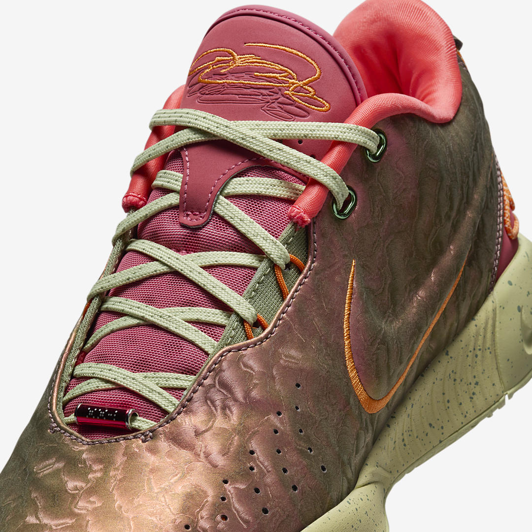 NIKE LEBRON XXI EP QUEEN CONCH