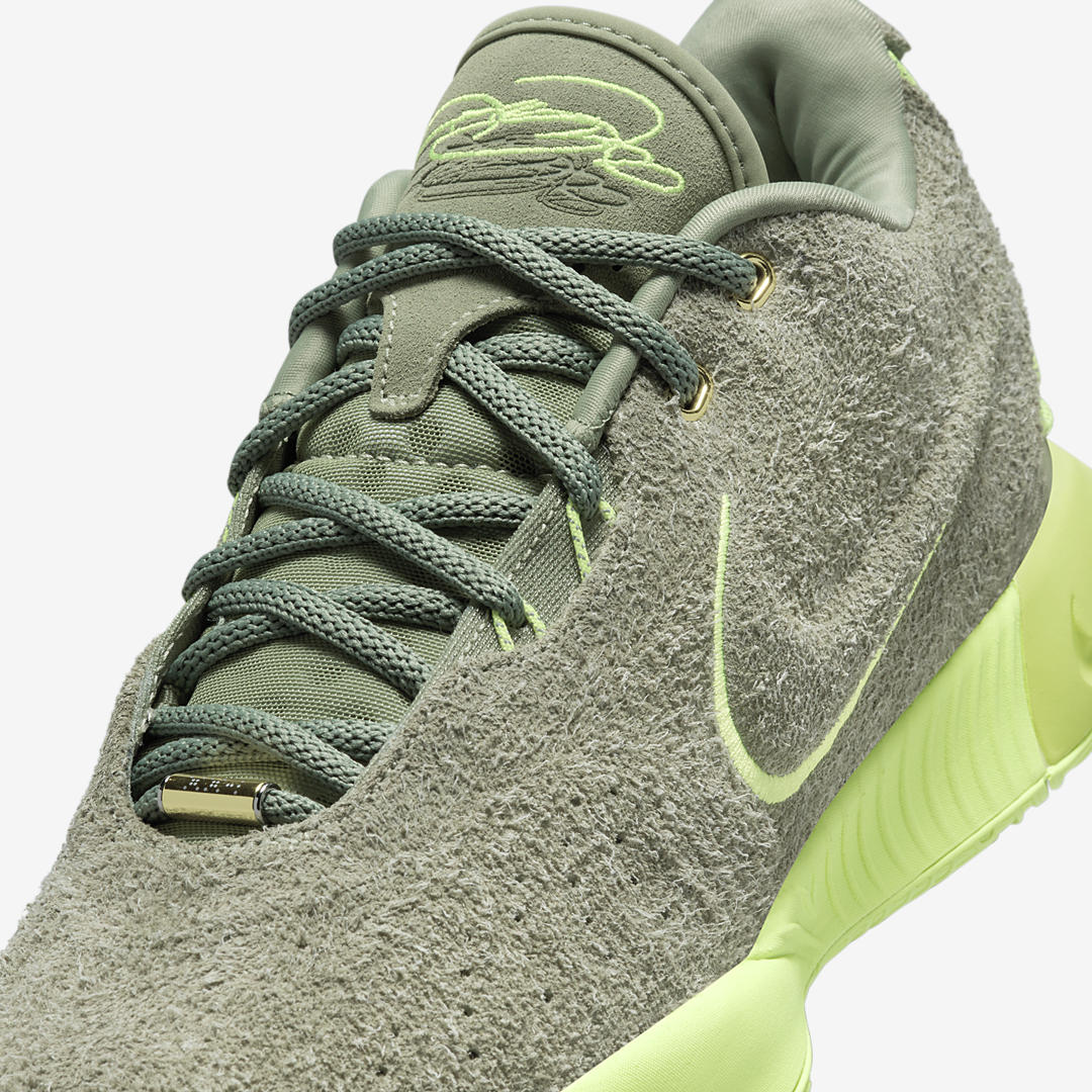 NIKE LEBRON XXI EP ALGAE