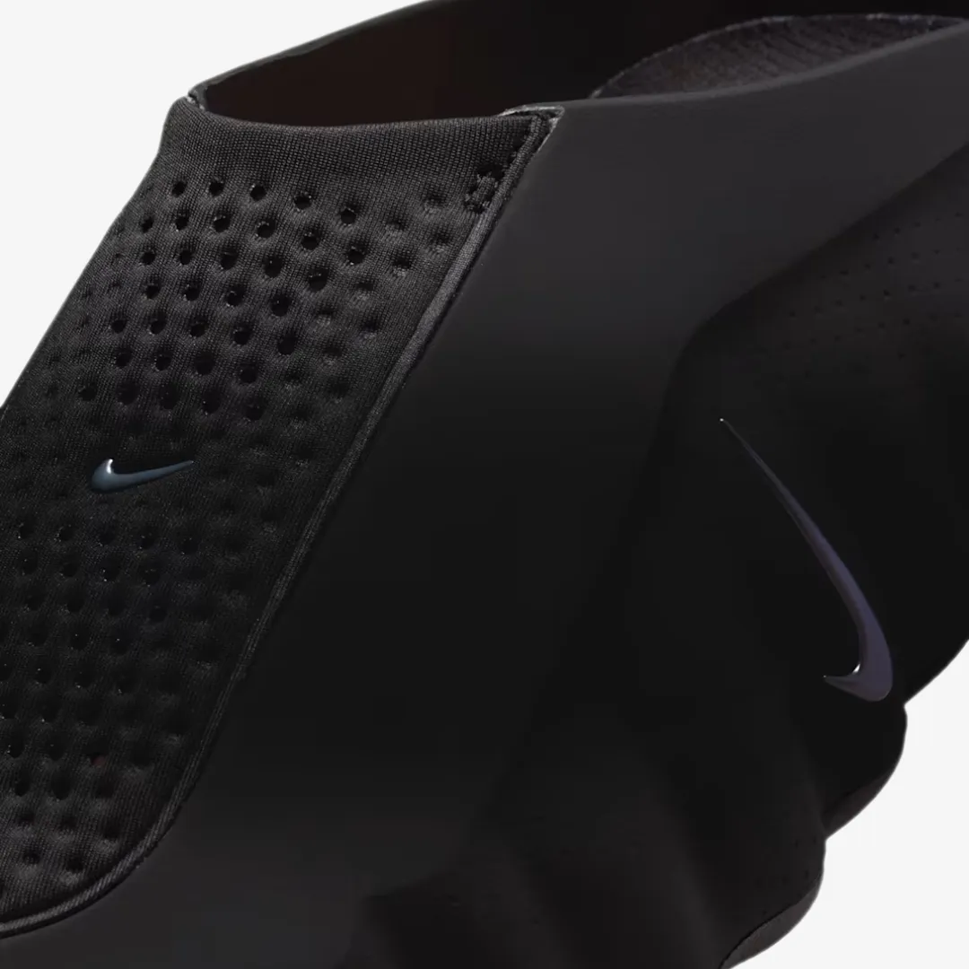 NIKE MIND 001 WOMEN'S PREGAME MULES BLACK