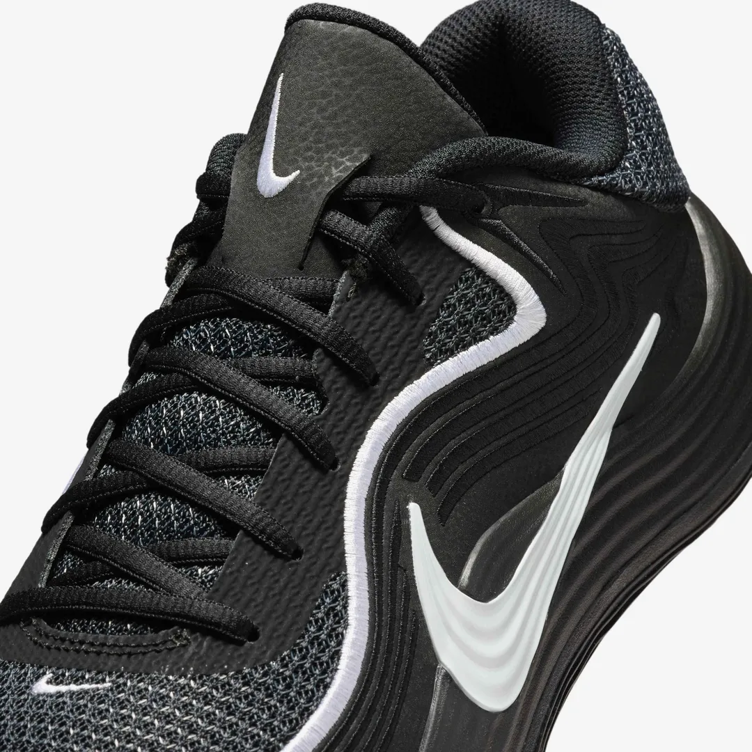 NIKE PRECISION 8 LOW BLACK WHITE